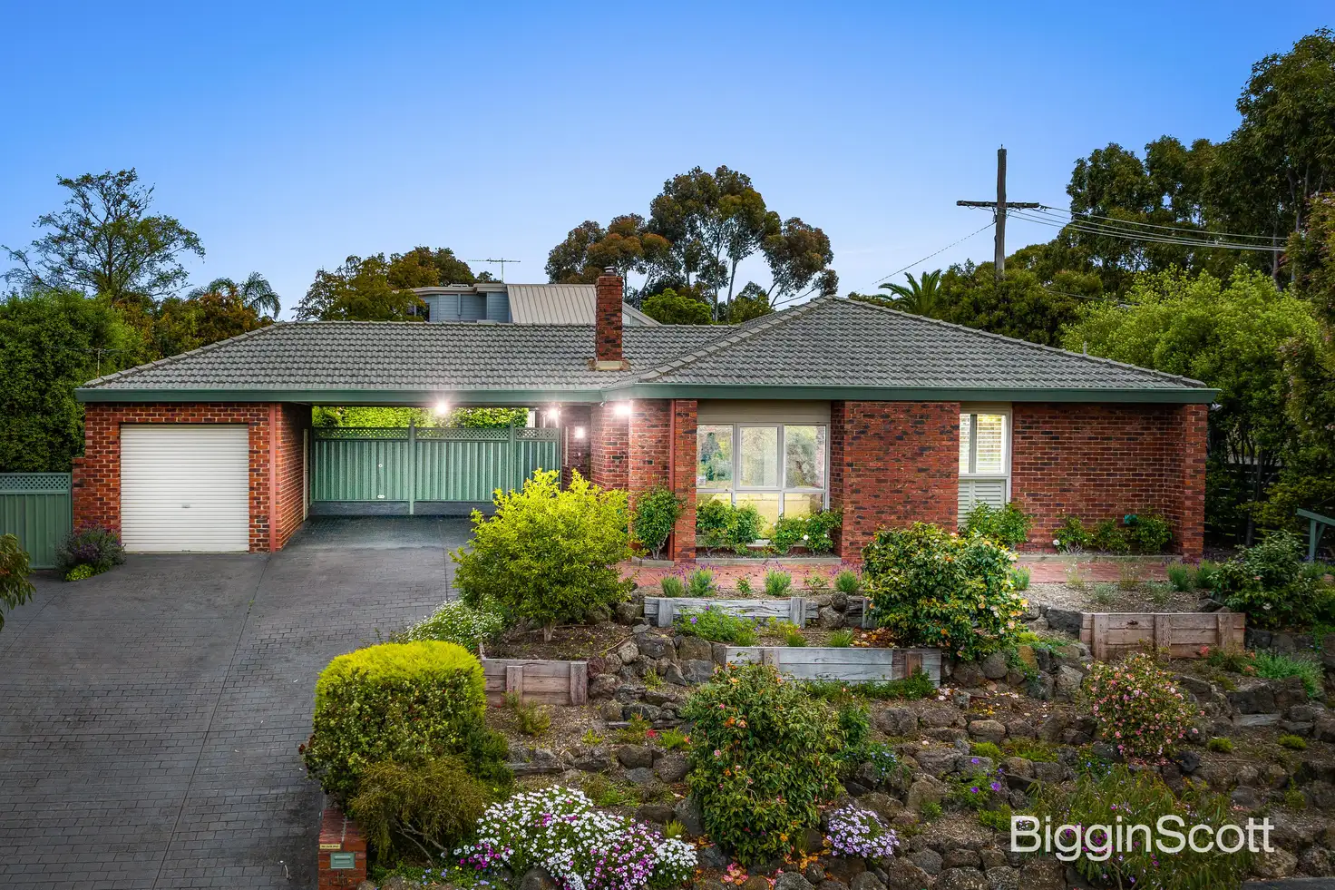Main view of Homely house listing, 10 Ravenswood Court, Glen Waverley VIC 3150