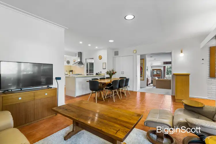 Fourth view of Homely house listing, 10 Ravenswood Court, Glen Waverley VIC 3150