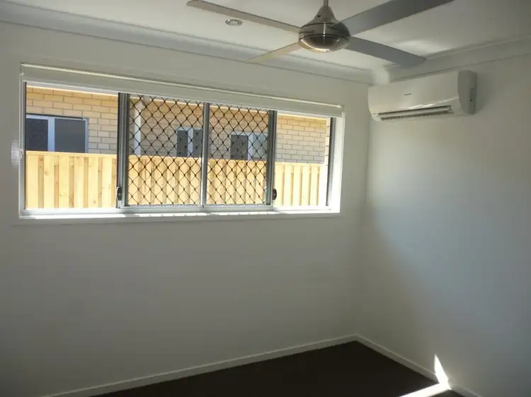 Sixth view of Homely house listing, 4 Penrose Circuit, Blackwater QLD 4717
