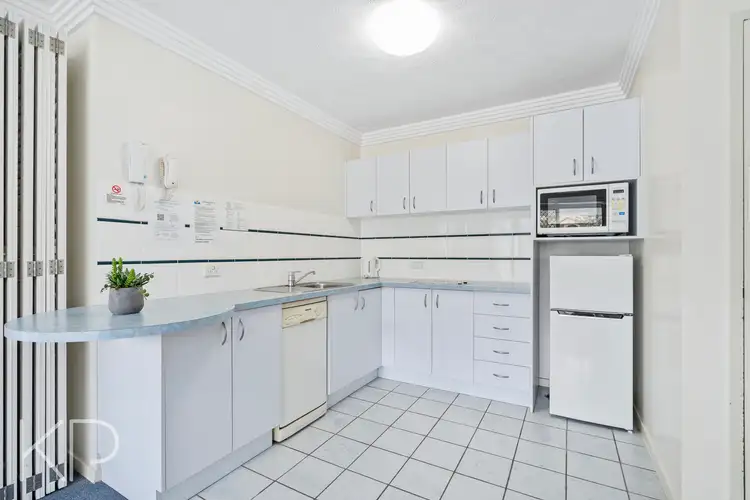 Fifth view of Homely apartment listing, 2/13-15 Anne Avenue, Broadbeach QLD 4218