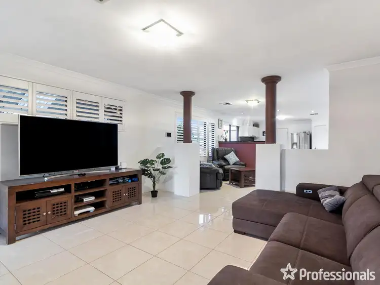 Sixth view of Homely house listing, 10 Aspera Elbow, Baldivis WA 6171