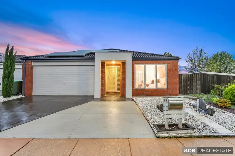 13 Peck Terrace, Williams Landing VIC 3027