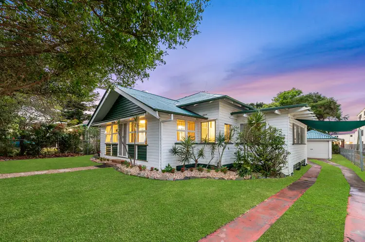 10b Dix Street, Redcliffe QLD 4020
