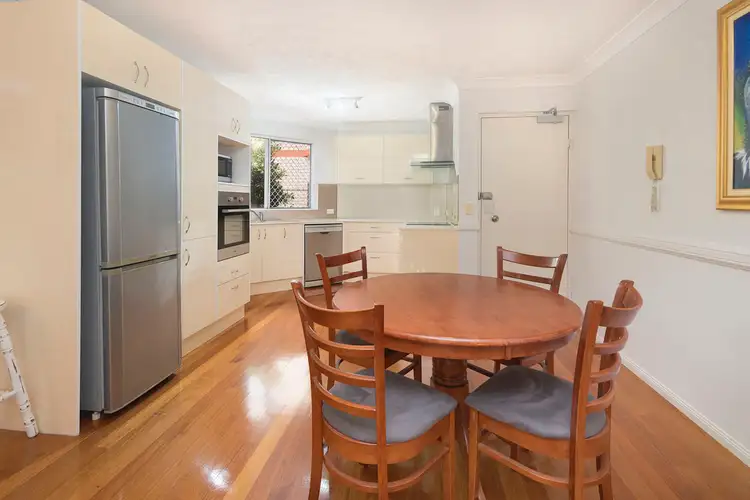 Fifth view of Homely unit listing, 2/56 London Road, Clayfield QLD 4011