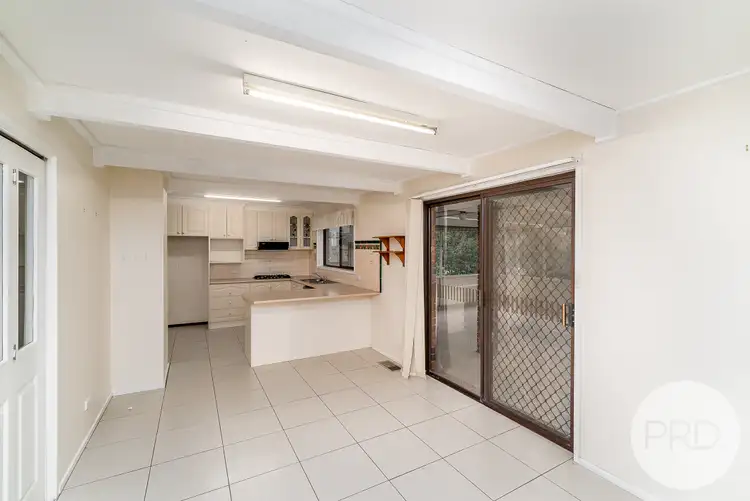 Fourth view of Homely house listing, 15 Stratford Avenue, Lake Albert NSW 2650