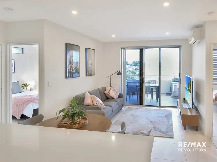 10/908 Logan Road, Holland Park West QLD 4121