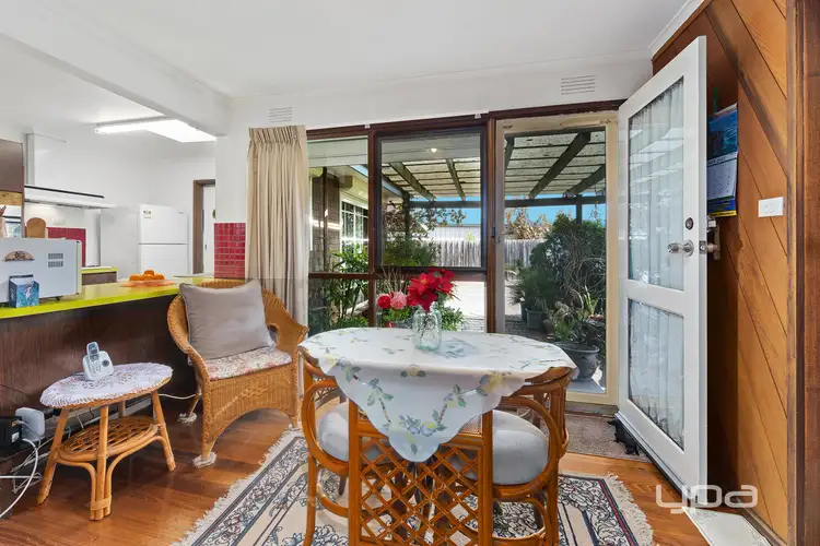 Seventh view of Homely house listing, 8 Clarice Close, St Albans VIC 3021