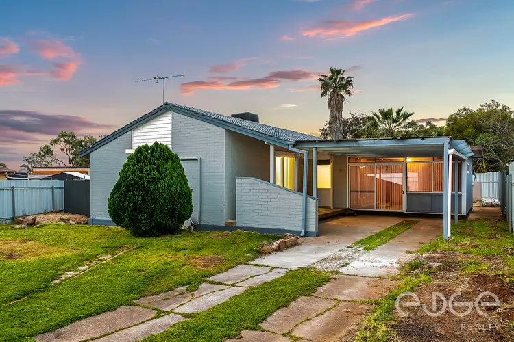 35 Paginton Crescent, Elizabeth East SA 5112