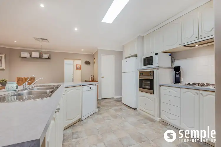 Sixth view of Homely house listing, 28 Bindoon Loop, Huntingdale WA 6110