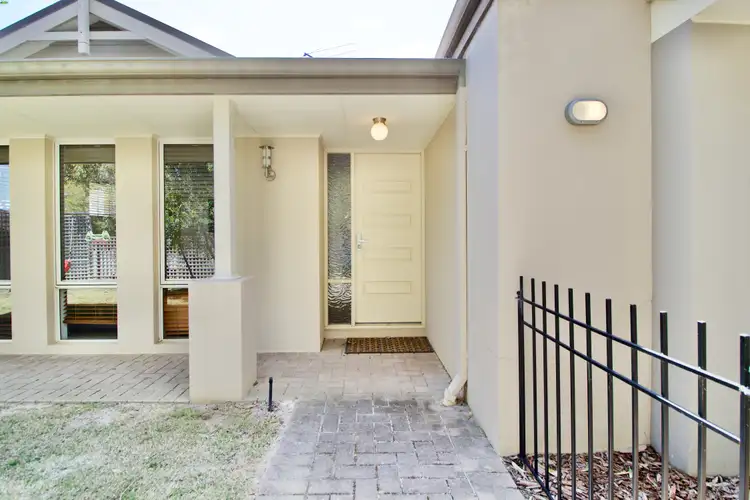 Second view of Homely house listing, 2 Nannup Bend, Baldivis WA 6171