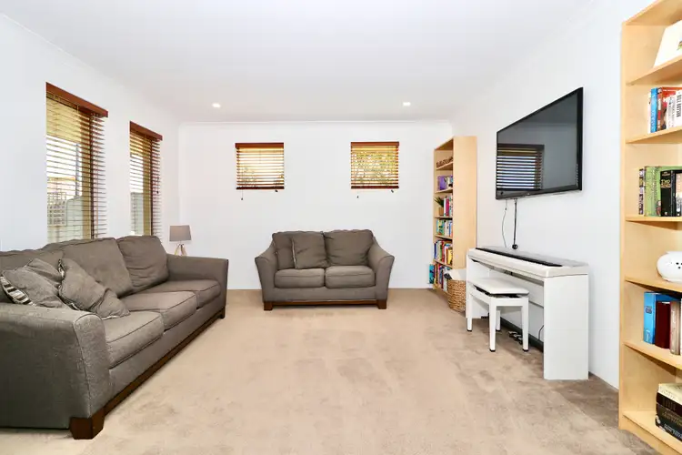 Sixth view of Homely house listing, 2 Nannup Bend, Baldivis WA 6171