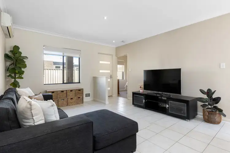 Sixth view of Homely villa listing, 15B Penelope Place, Innaloo WA 6018