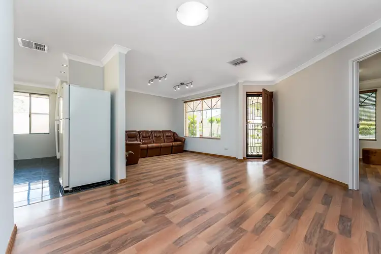 Seventh view of Homely house listing, 6 Mattner Square, Lockridge WA 6054