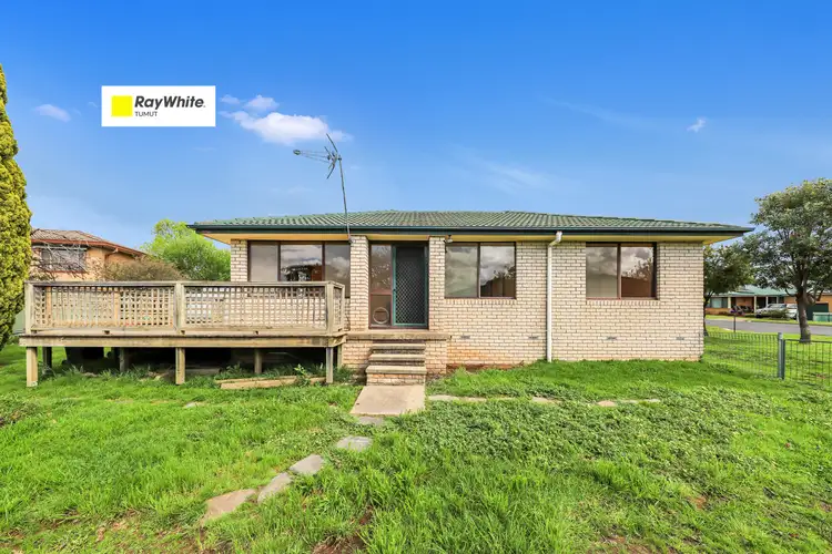 7 Carramar Crescent, Tumut NSW 2720