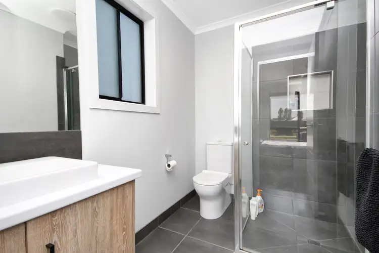 Sixth view of Homely house listing, 35 Seater Close, Horsham VIC 3400