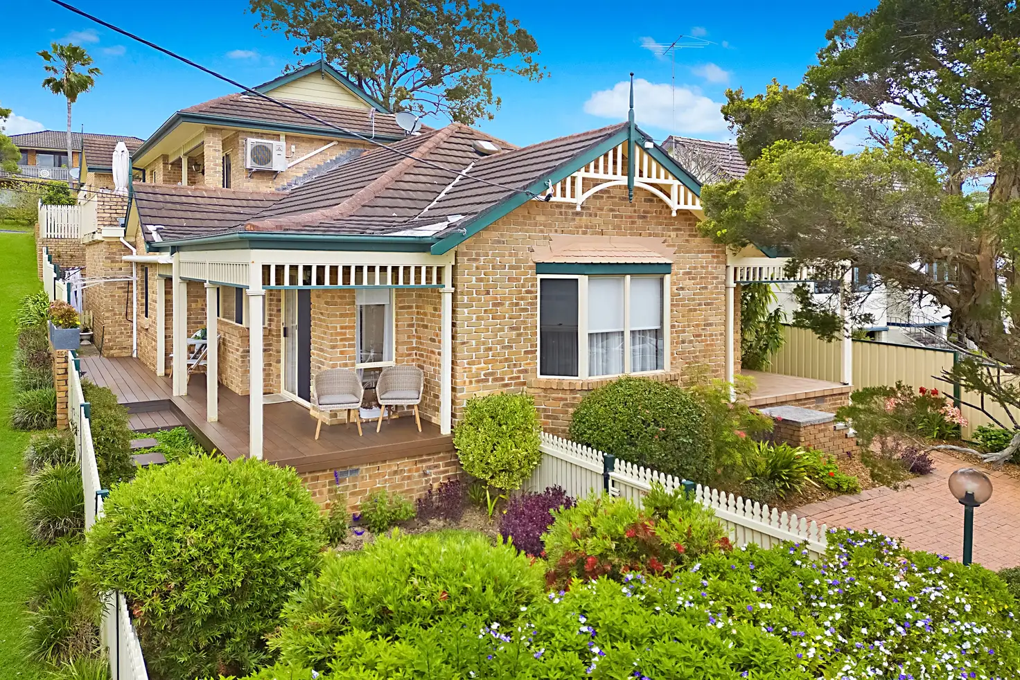 Main view of Homely villa listing, 1/10 Alukea Avenue, Point Clare NSW 2250