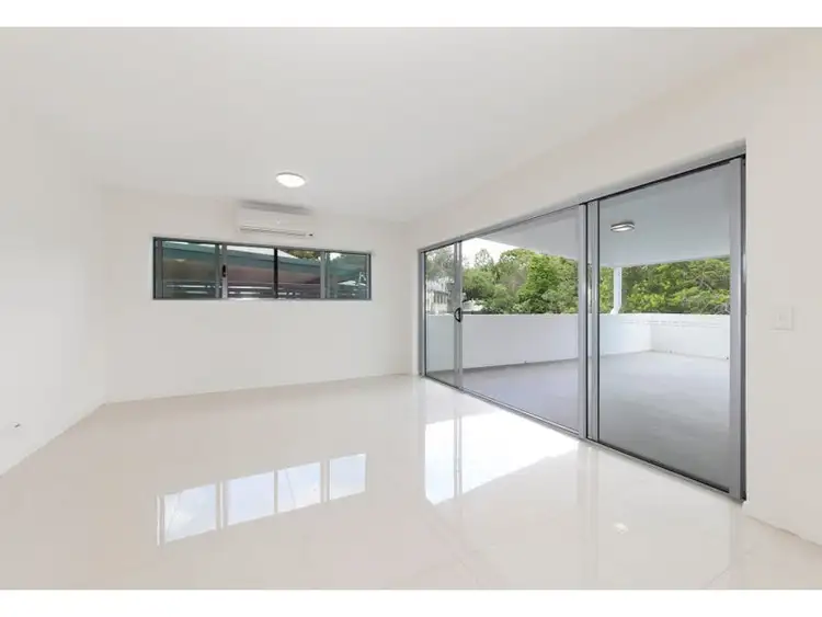 Second view of Homely unit listing, 4/118 Gladstone Road, Highgate Hill QLD 4101