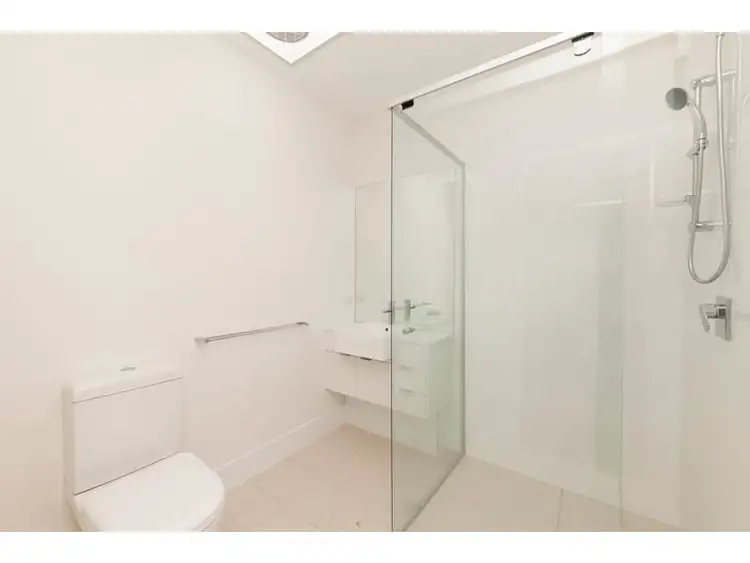 Fifth view of Homely unit listing, 4/118 Gladstone Road, Highgate Hill QLD 4101