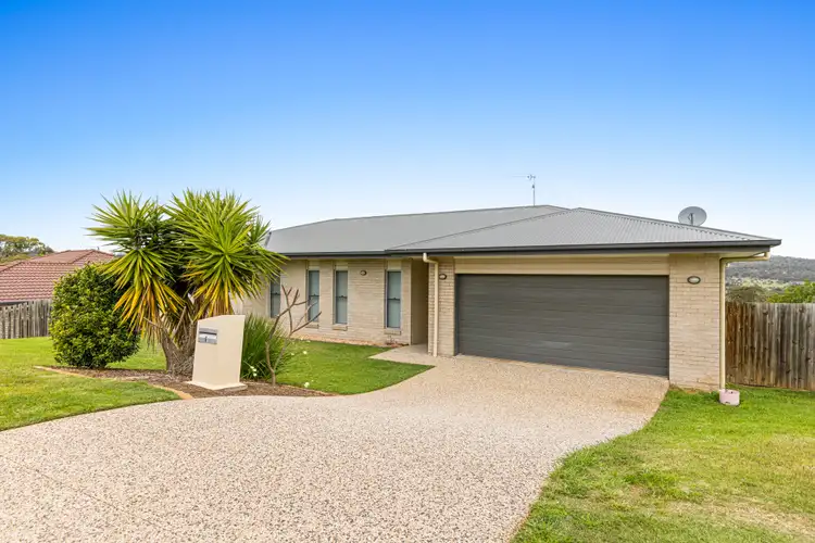 10 Alistair Street, Glenvale QLD 4350