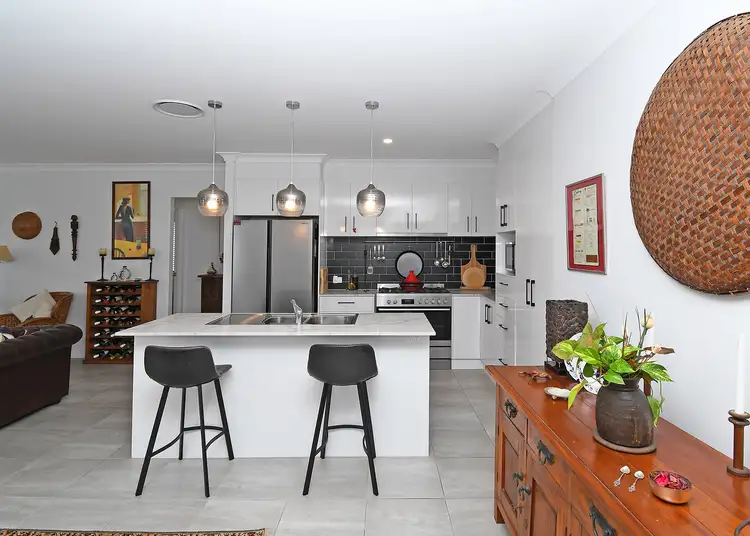 Fifth view of Homely house listing, 2 Louis Way, Kawungan QLD 4655