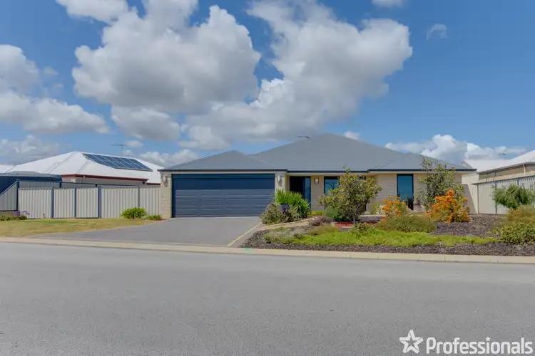 2 Montague Pass, Meadow Springs WA 6210