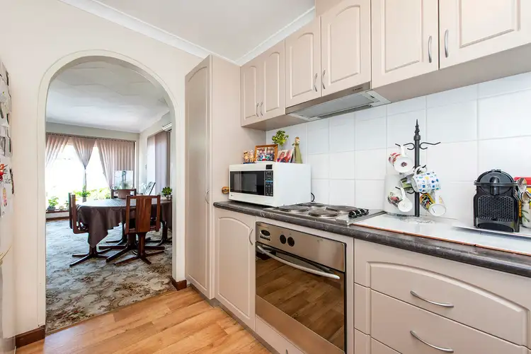 Sixth view of Homely house listing, 6/11 Leslie Street, Dudley Park WA 6210
