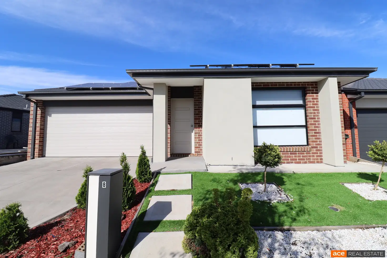 Main view of Homely house listing, 8 Dawley Circuit, Werribee VIC 3030