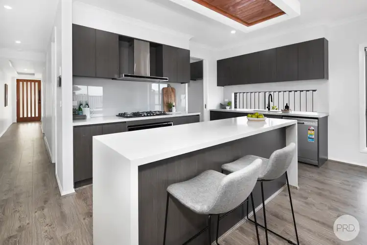 Fifth view of Homely house listing, 25 Walters Way, Alfredton VIC 3350