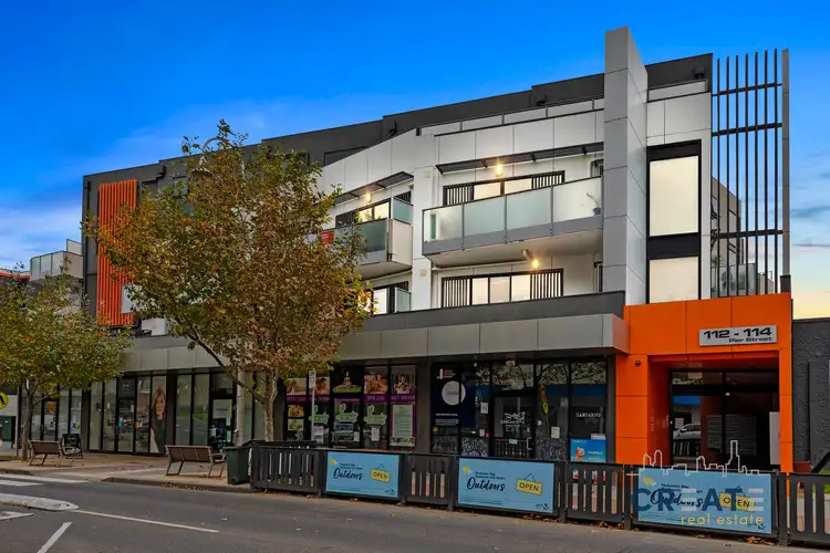 211/112 Pier Street, Altona VIC 3018