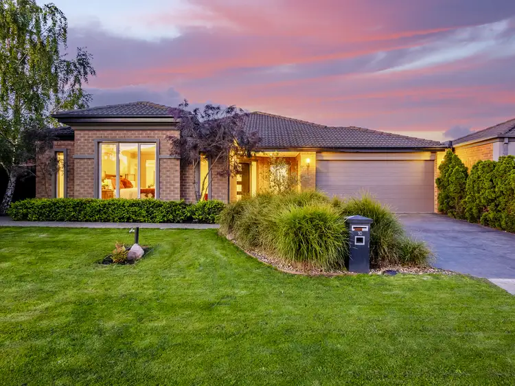 10 Tuscan Court, Lyndhurst VIC 3975