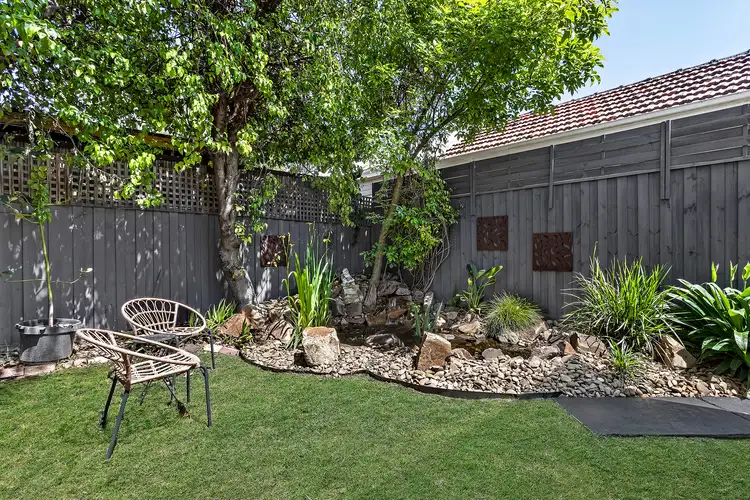 Sixth view of Homely house listing, 1/10 Regworth Court, Highett VIC 3190