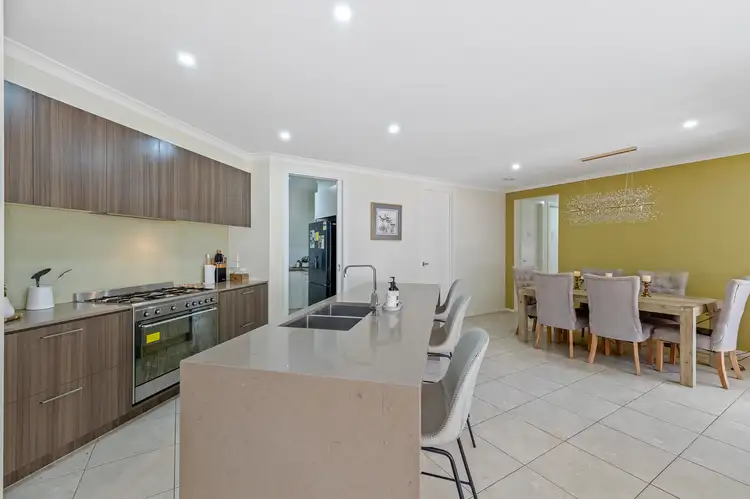 Fifth view of Homely house listing, 1 Limonium Crescent, Lyndhurst VIC 3975