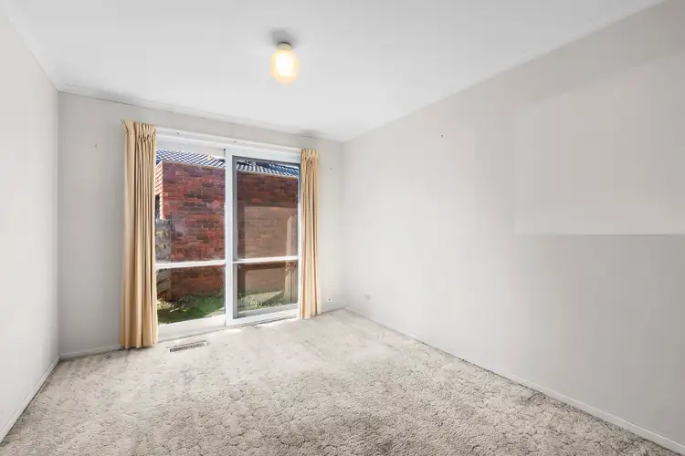 Fifth view of Homely unit listing, 2/11 Aminya Crescent, Yallambie VIC 3085