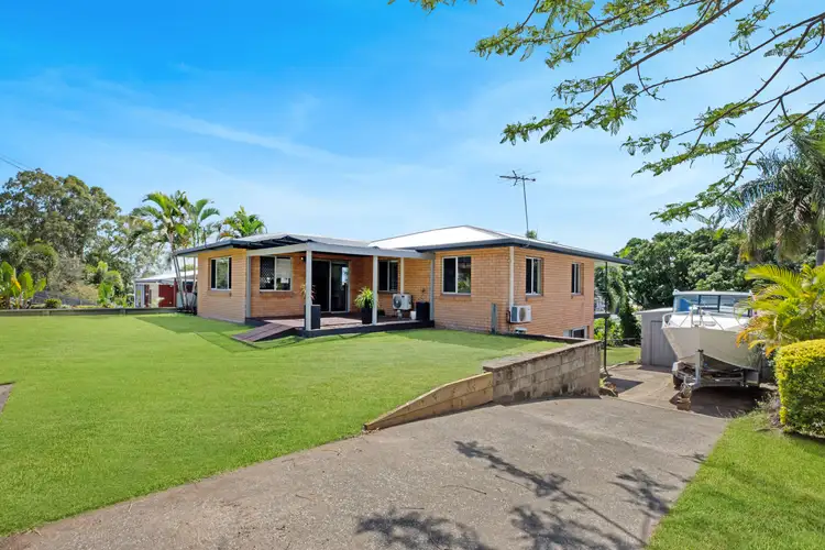 8 Adair Court, Rural View QLD 4740