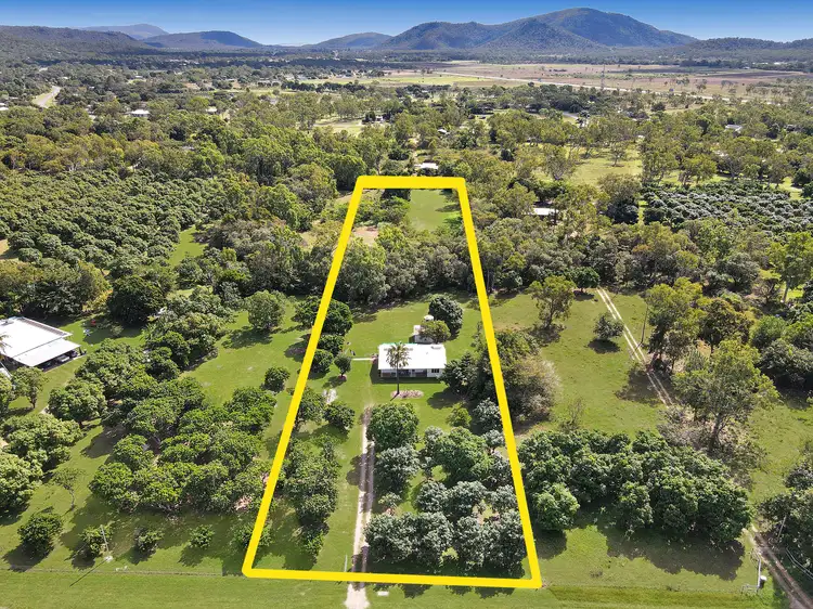 16 Alligator Creek Road, Alligator Creek QLD 4816