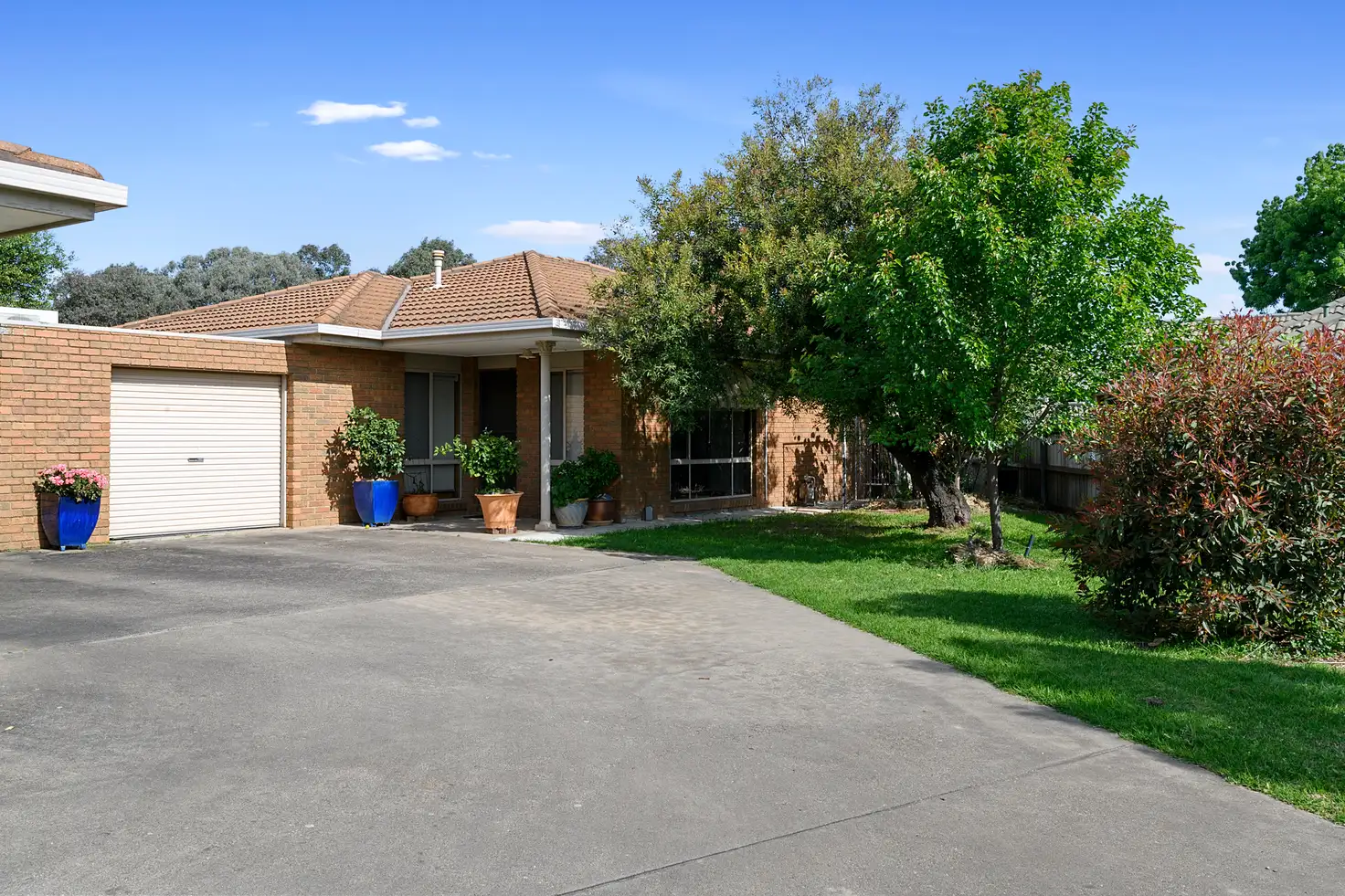 Main view of Homely townhouse listing, 2/10 Ledger Court, Benalla VIC 3672
