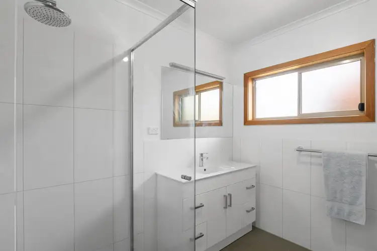 Sixth view of Homely townhouse listing, 2/10 Ledger Court, Benalla VIC 3672