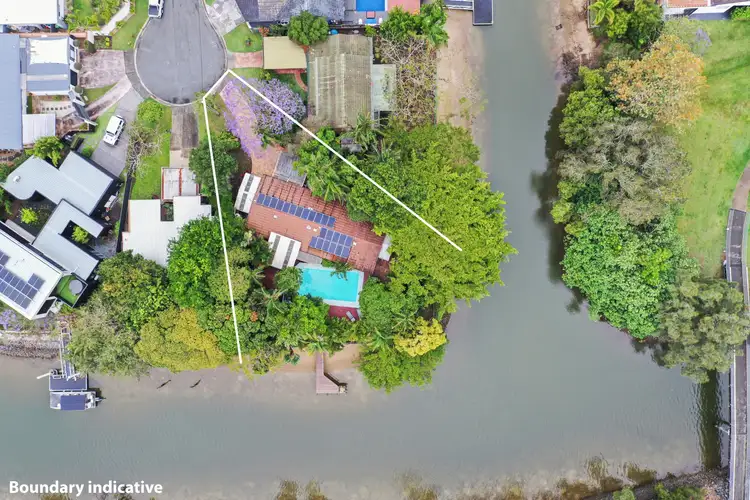 16 Buena Vista Court, Broadbeach Waters QLD 4218