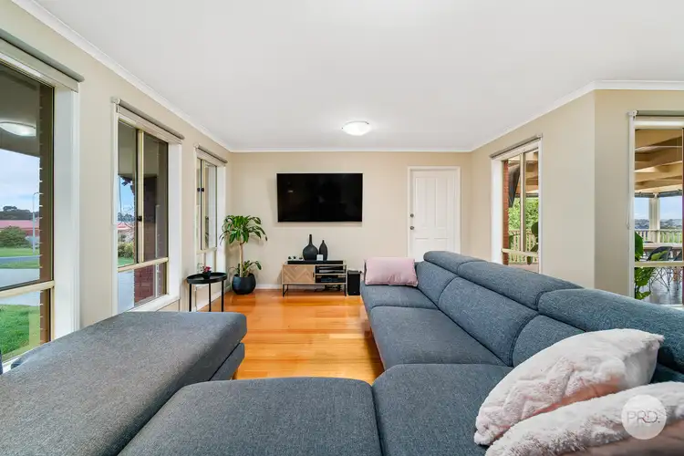 Second view of Homely house listing, 7 Hines Court, Kangaroo Flat VIC 3555