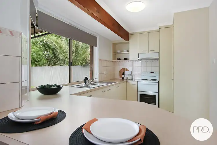 Sixth view of Homely unit listing, 1/370 Townsend Street, South Albury NSW 2640