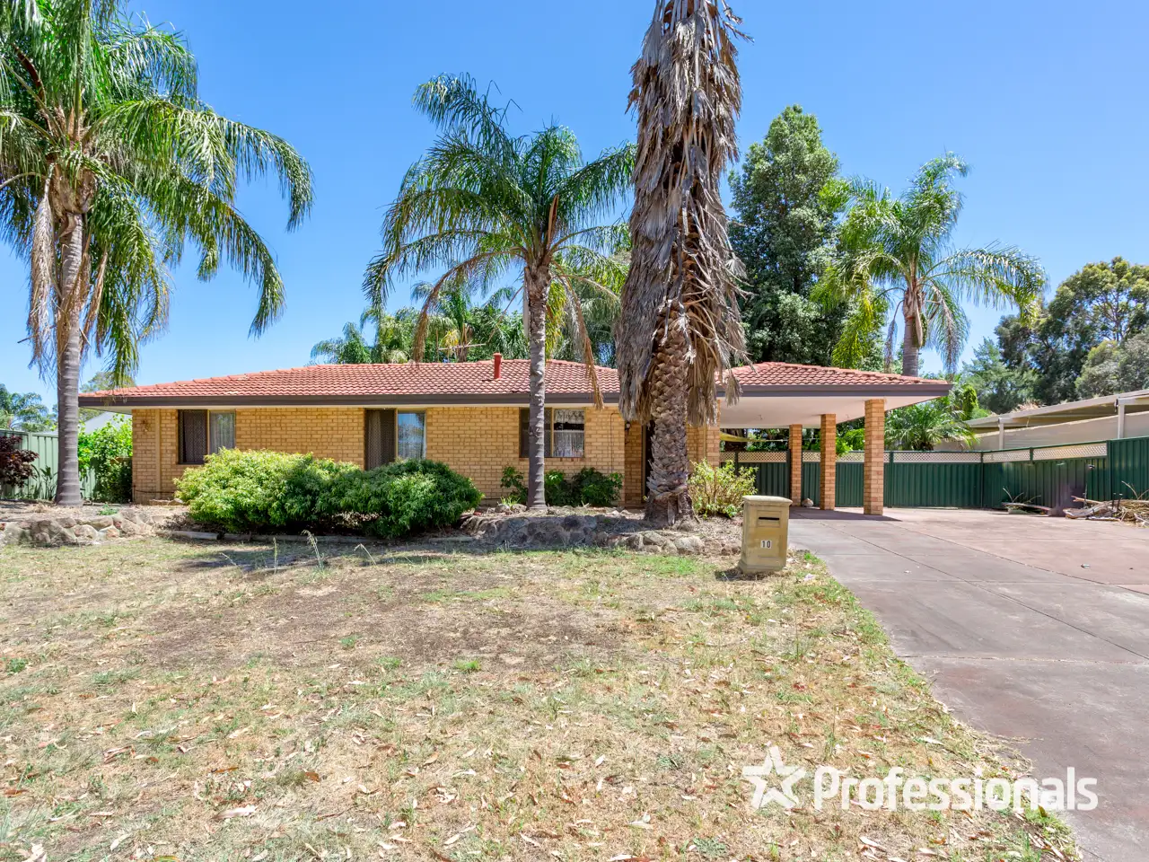 Main view of Homely house listing, 10 Emu Road, Brookdale WA 6112