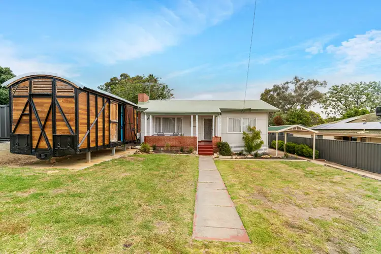 5 Koolgoo Way, Koongamia WA 6056