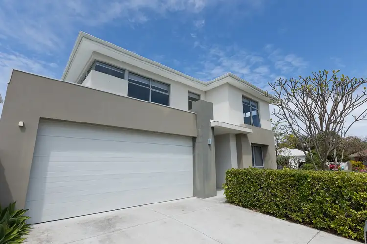 2A Lamond Street, Melville WA 6156