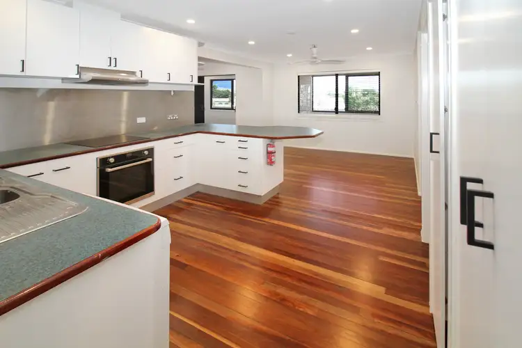 128 Abbott Street, Oonoonba QLD 4811