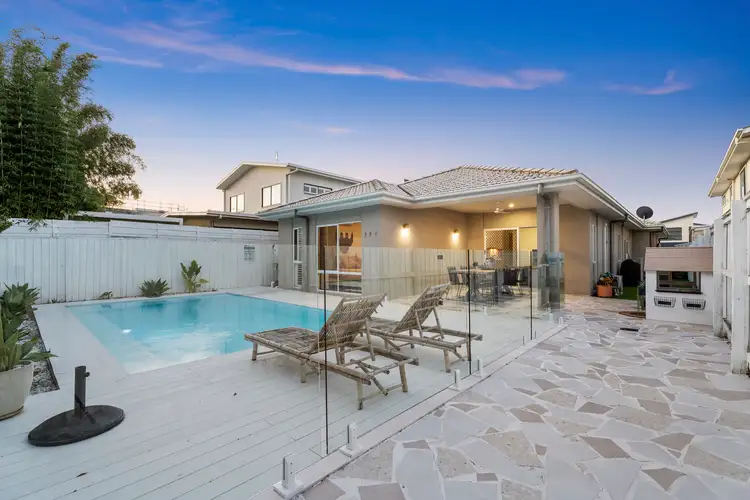 2318/397 Waters Close, Hope Island QLD 4212