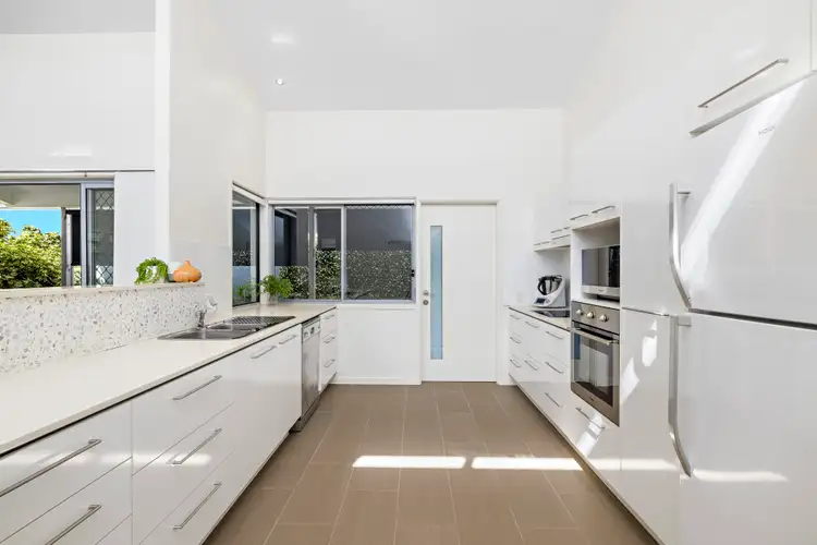Third view of Homely house listing, 5/10-16 Salisbury Street, Redland Bay QLD 4165
