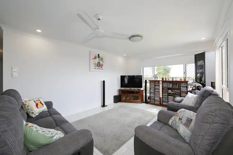 9 Gate Way Street, Avoca QLD 4670