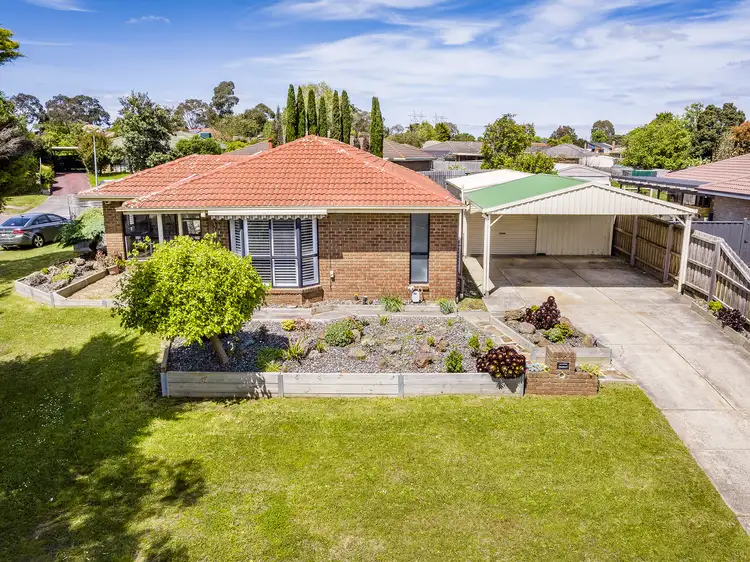 6 South Anderson Court, Cranbourne VIC 3977