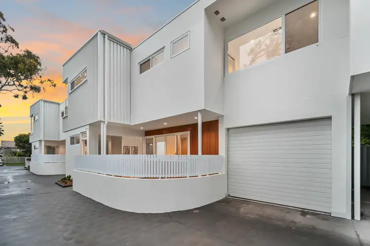 Second view of Homely townhouse listing, 2/6 Wyvern Street, Mayfield NSW 2304