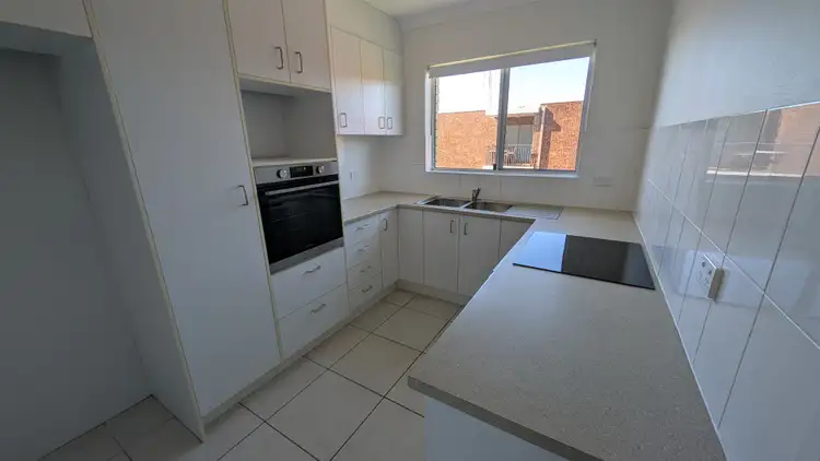 6/41 Albert Street - The Norfolks, Kings Beach QLD 4551